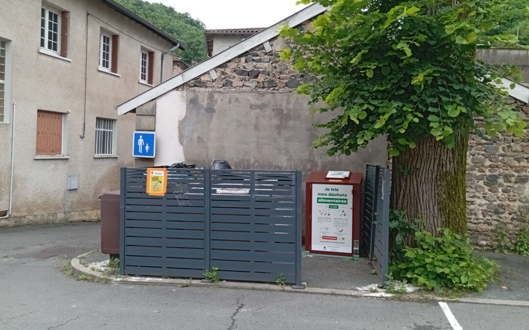 PAV déchets alimentaires – Rue de la Chapelle du Prince, devant Ste-Angèle | Beaujeu